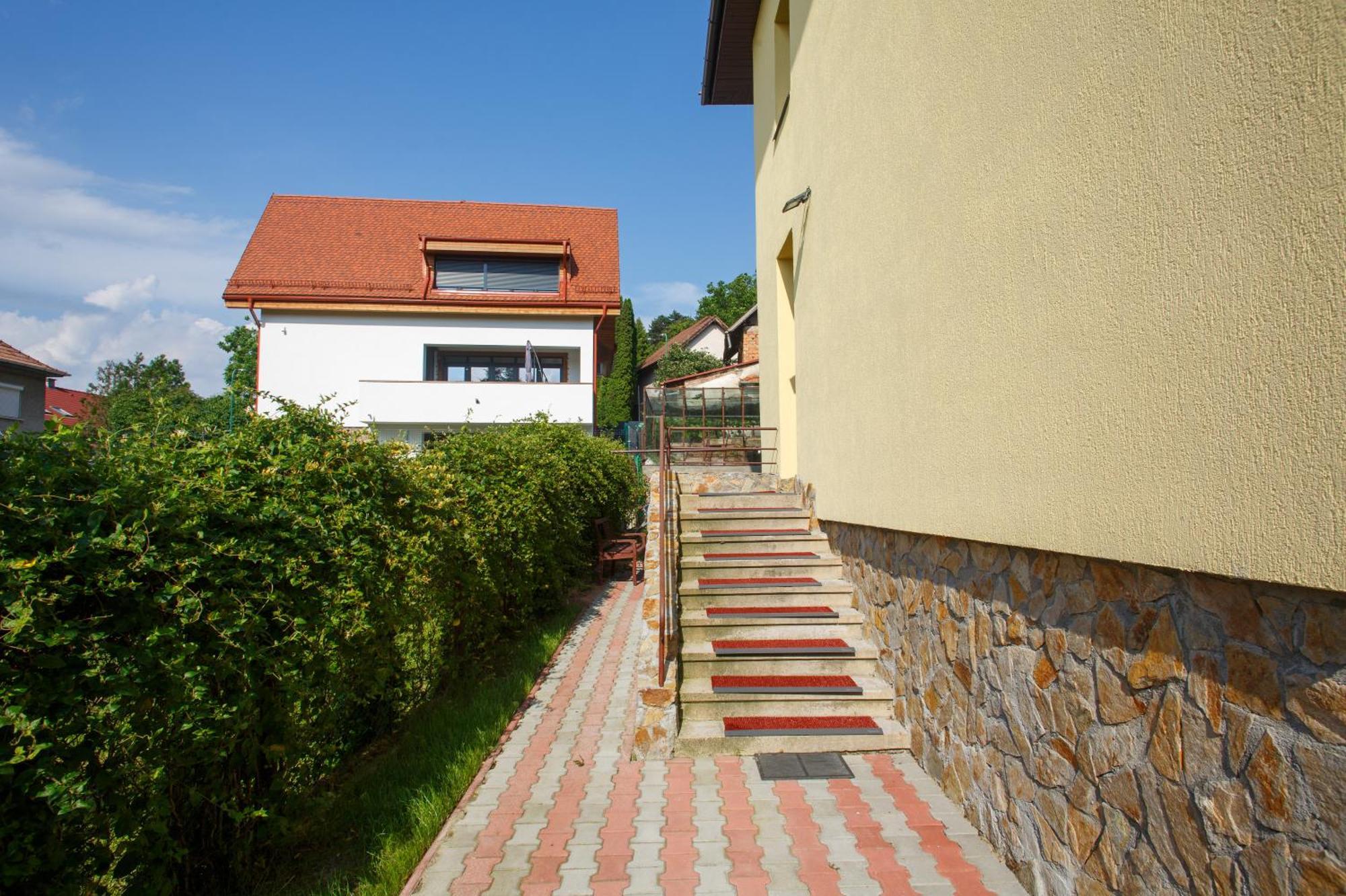 Barok Appart Brasov Bagian luar foto